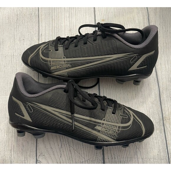Black Nike Mercurial Boy Girl Soccer Cleats Shoes, Size Youth 3 - Picture 1 of 4